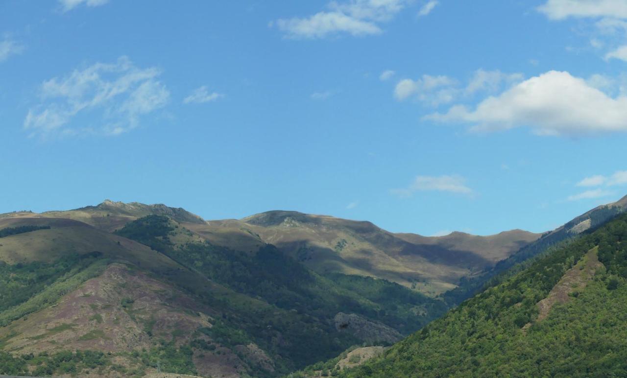Le Castel D'Alti Hotell Bagnères-de-Luchon Exteriör bild